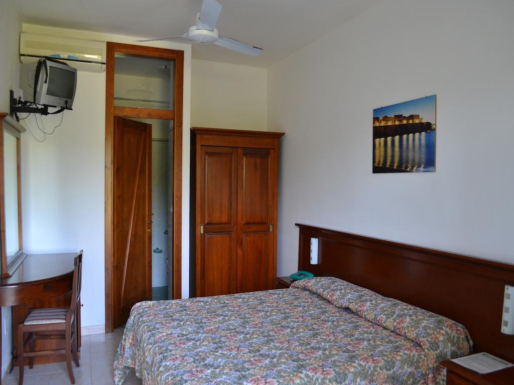 Resort La Brunese Torre dell'Orso Rom bilde